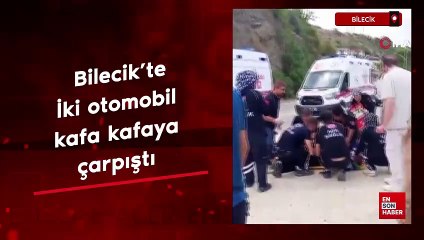 Bilecik'te 2 otomobil kafa kafaya çarpıştı
