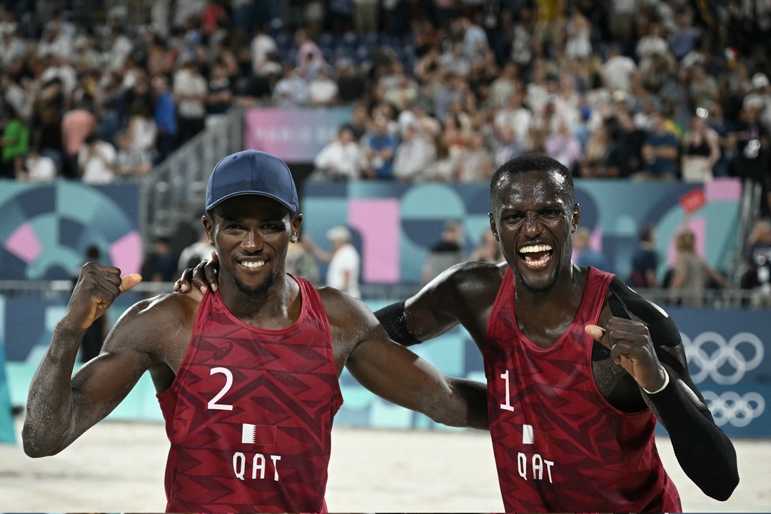 الثنائي القطري يونس وتيجان إلى ربع نهائي الكرة الطائرة الشاطئية