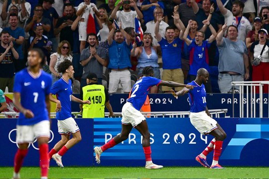 AR HL OLY FRA EGY FOOTBAL 050824