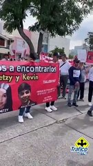 Familiares de Janetzy y Kevin se manifestaron  frente a Casa Jalisco para exigir su localización