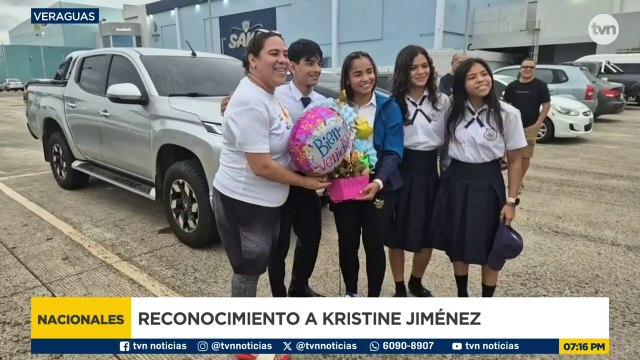 Kristine Jiménez recibe el cariño y reconocimiento de los veragüenses