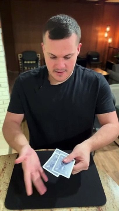 Playing Card Tricks | Public Reactions On Magic Tricks | Magic Tricks | Gianni Palumbo Magic Tricks