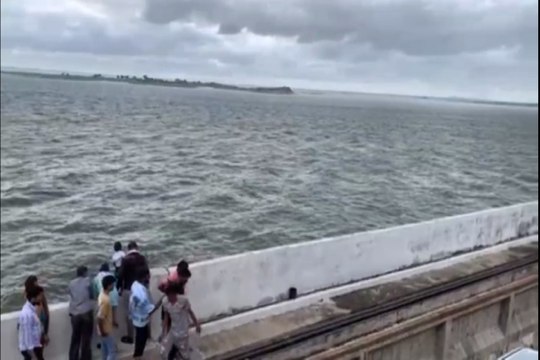 Monsoon Rain : मौसम गुलजार, जयपुर में रिमझिम बरखा से मौसम सुहाना