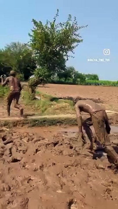 Asa b koi krta hai