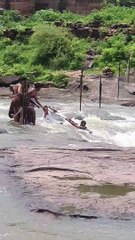 रील बनाते मेनाल में बहा युवक, दूसरे दिन भी तलाश जारी