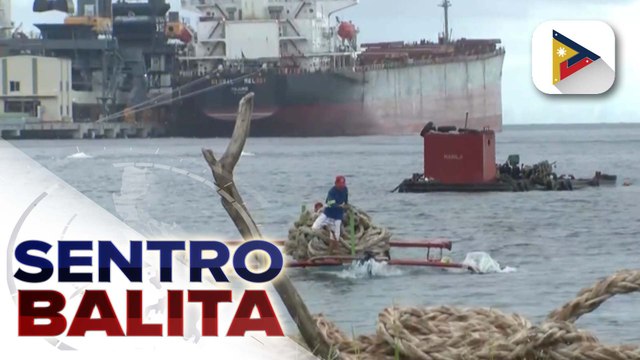 Halos 600 mangingisda sa Brgy. Lamao sa Limay, Bataan na apektado ng oil spill, nabigyan ng ayuda; Lamao LGU, naglagay ng improvised oil spill boom