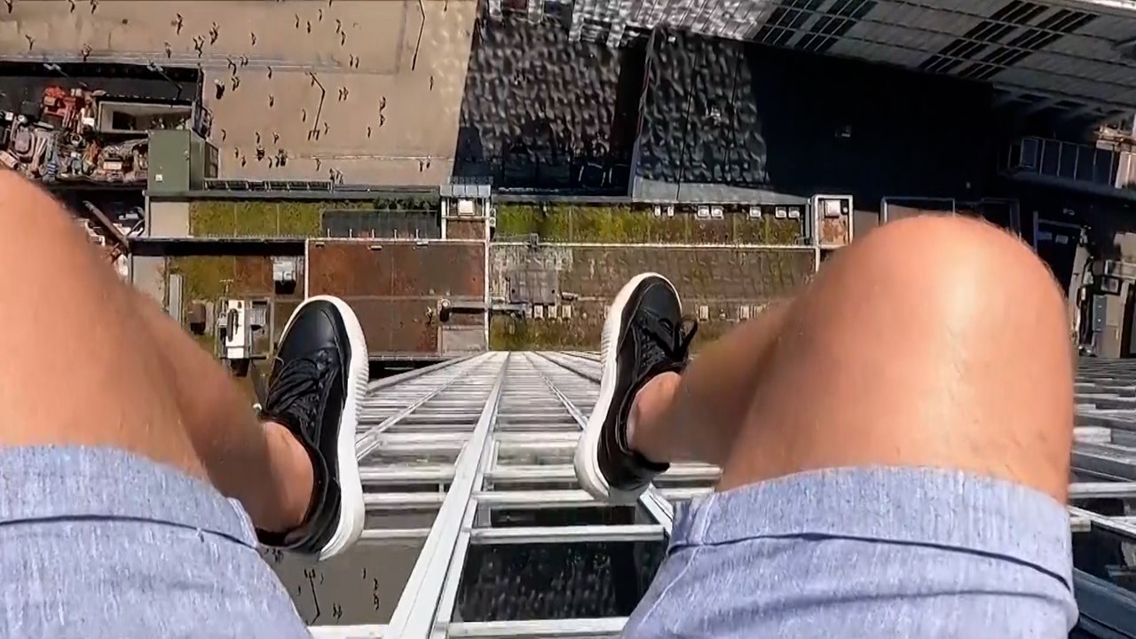 Columpiarse a 120 metros de altura, la nueva atracción turística de Berlín que bate récords
