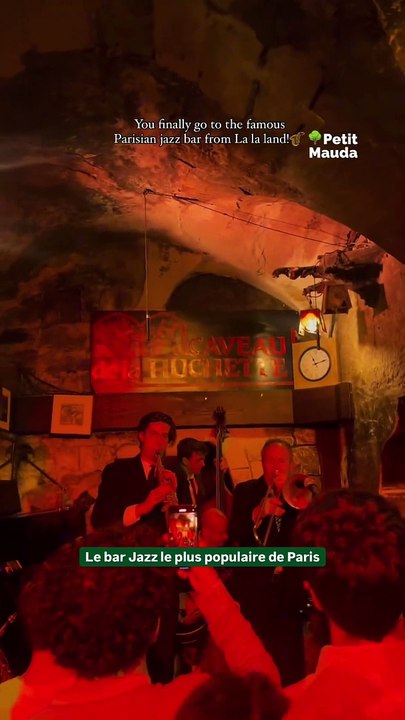 Une expérience 10/10 ✨avec @vie_enfrance  Caveau de la Huchette, Paris  De quoi passer une soirée inoubliable.  Nos recommandations et bons plans sont à retrouver sur notre lien en bio  @petitmauda  Crédit : @vie_enfrance #petitmauda #media #evenement