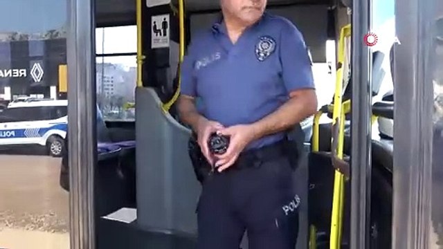 Antalya'da bir garip olay! Tartıştığı halk otobüsü şoförünün kontak anahtarını alıp kaçtı