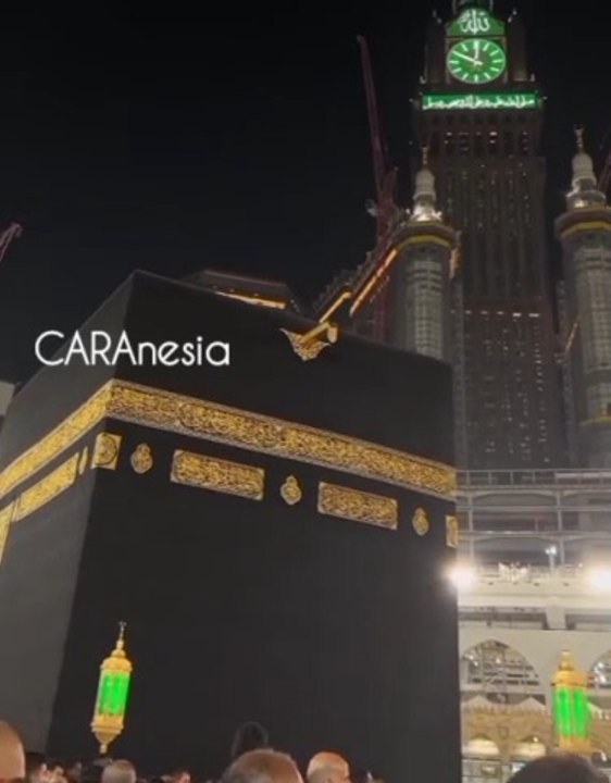 Why are non-Muslims prohibited from entering the cities of Mecca and Medina?