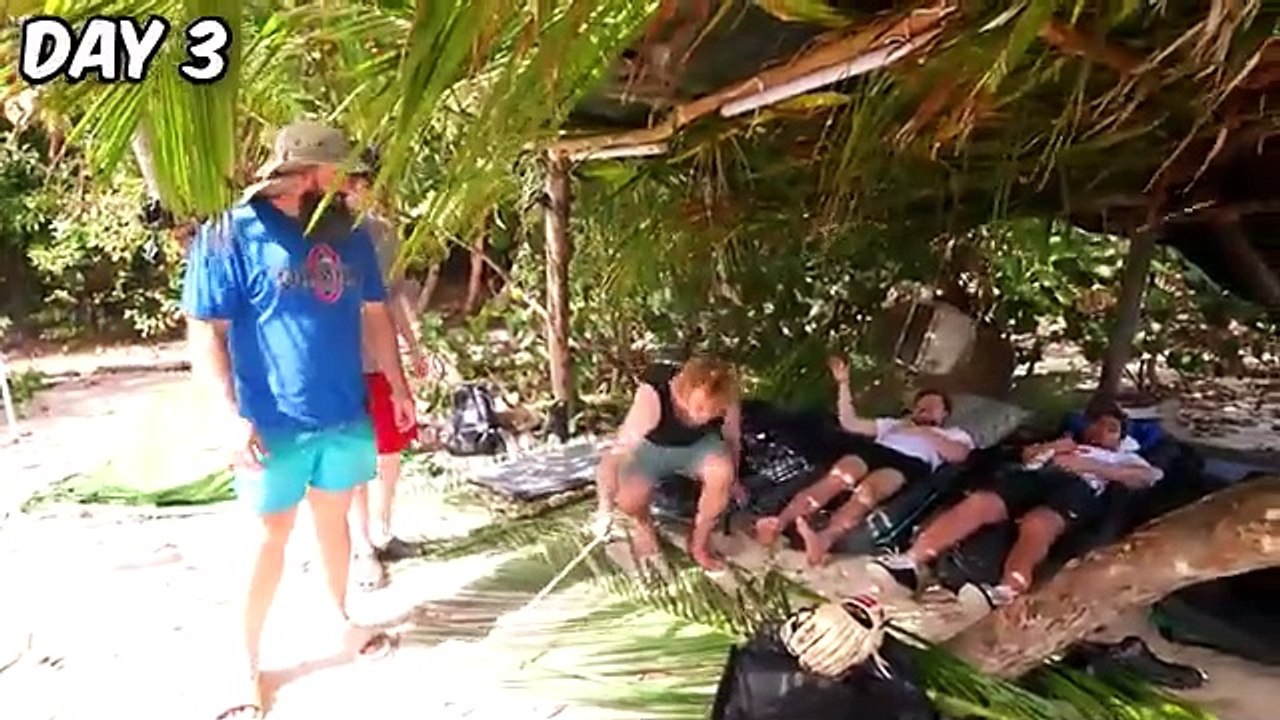 7_Days_Stranded_On_An_Island(360p)