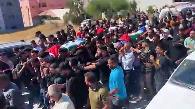 تشييع فلسطينيين قتلوا برصاص القوات الإسرائيلية في الضفة الغربية المحتلة