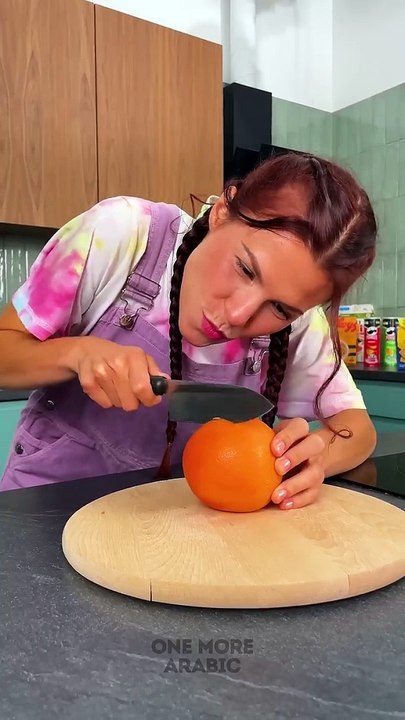 Wow! This orange is very annoying