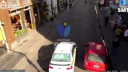 Secuencia del COMM de la agresión al agente municipal de la Dirección Operativa de Tránsito