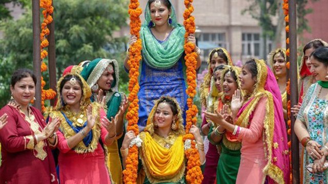 Hariyali Teej 2024 Wishes, Messages, Whatsapp Status, Quotes, Facebook Status, SMS, Images | Boldsky