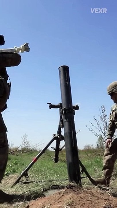 ＂FIRE ZE MORTARS!＂ Polish Soldiers Mortar Firing