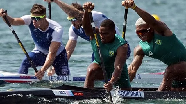 Isaquias Queiroz e Jacky Godmann avançam à semifinal olímpica na canoagem