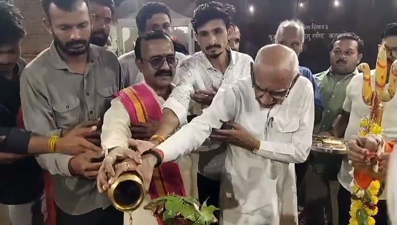 कौडिया। सावन माह में जगह जगह धार्मिक अनुष्ठान किया जा रहा हैं Koudiya. Religious rituals are being performed at various places in the month of Sawan.