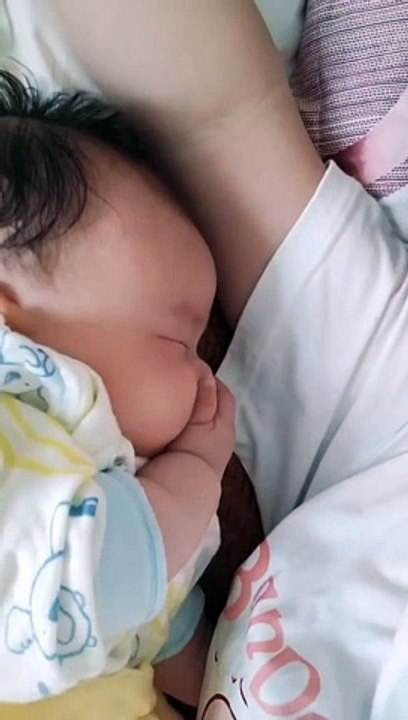 Pov: You can't sleep without smell it 