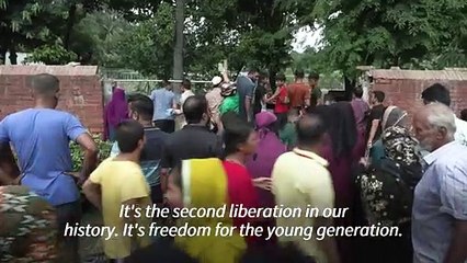 Bangladeshis react with jubilation after PM flees country