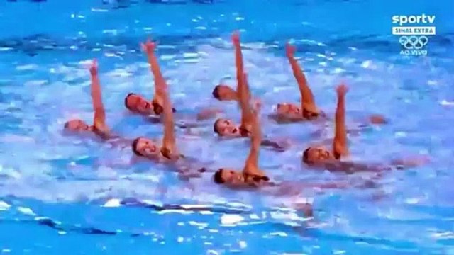 Le moonwalk incroyable des nageuses synchronisées américaines à Paris 2024