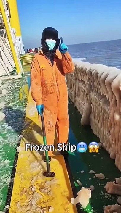 Amazing forzen ship