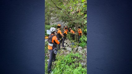 강원 영월 미개방 동굴 탐사하던 20대, 119에 구조 / YTN