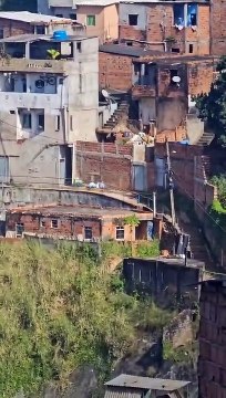 VÍDEO: Intensa troca de tiros é registrada próxima a região da Vasco da Gama