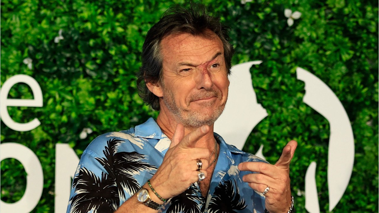 GALA VIDEO - Jean-Luc Reichmann : il accueille un nouveau membre dans sa (grande) famille !