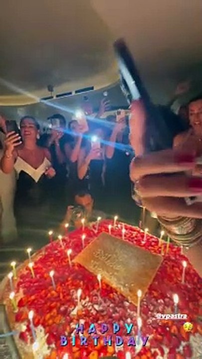 Κωνσταντίνα Σπυροπούλου: Σε λαμπερό πάρτι στις...