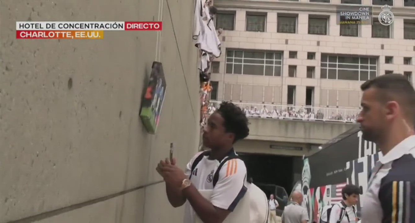 Fan's clever move earns autograph reward; Endrick delivers heartfelt gesture in Charlotte