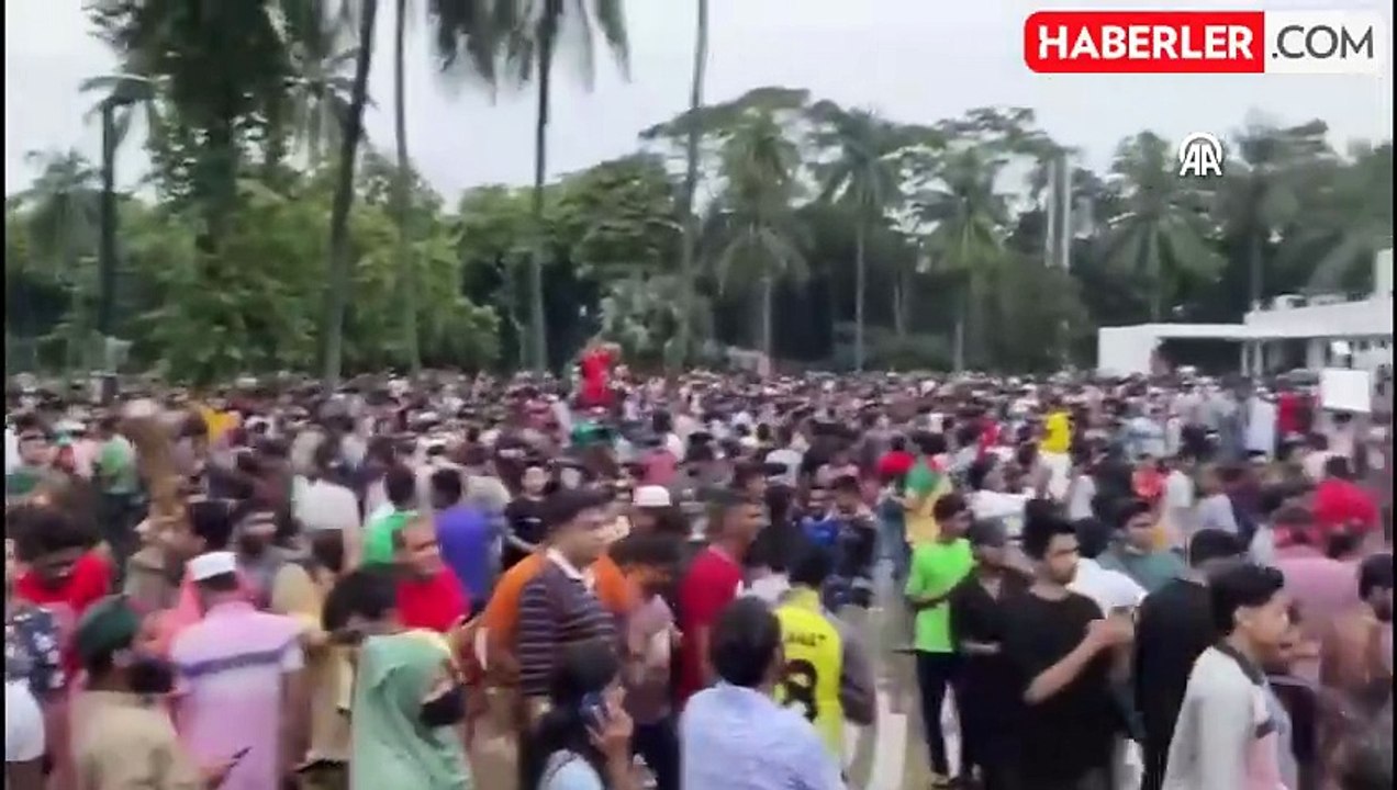 Nobel Barış Ödüllü Muhammed Yunus, Bangladeş'te geçici hükümetin başkanı oldu