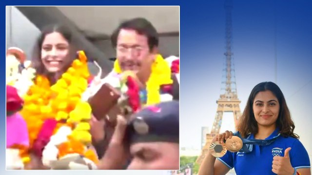 Grand welcome of India's.. Double medal-winning shooter Manu Bhaker in Delhi | Oneindia Telugu