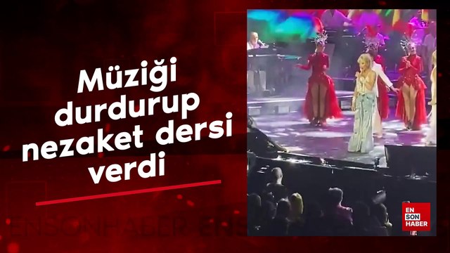 Ajda Pekkan Harbiye konserinde kızdırdılar