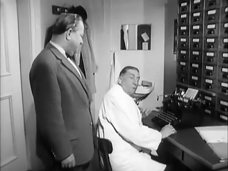 Kommissar Freytag - Teurer Umzug  Karteikartenmaschine