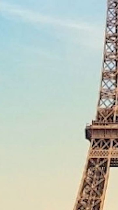 Et si tu sautais du sommet de la Tour Eiffel… Combien de temps durerait ta chute pour arriver tout en bas ? ￼￼