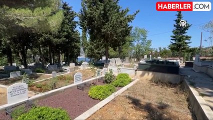 Mezarlıklarda yeni dönem! Yakınlarının anılarını kabri başında karekodla yad ediyorlar