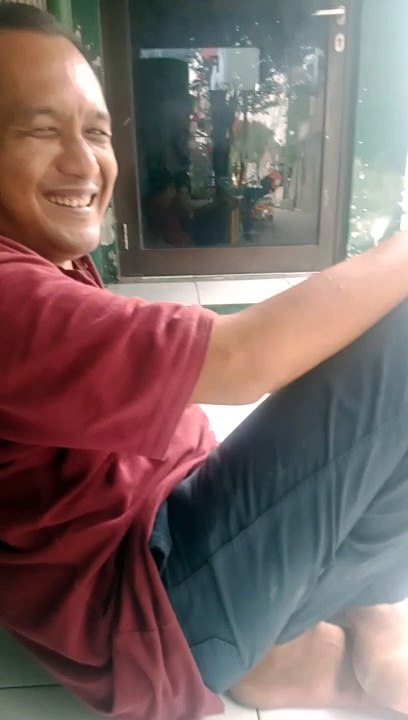 Yang Penting Happy