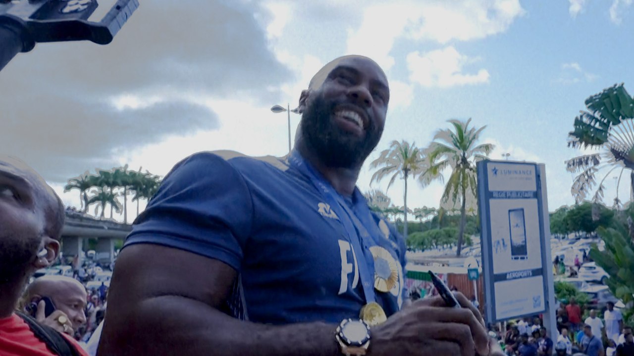 Teddy Riner célébré par les Guadeloupéens à Pointe-à-Pitre après les JO de Paris 2024