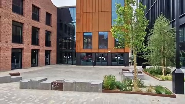 Anxiety in Sheffield city centre as businesses shut ahead of rumoured right-wing anti-immigration demonstrations