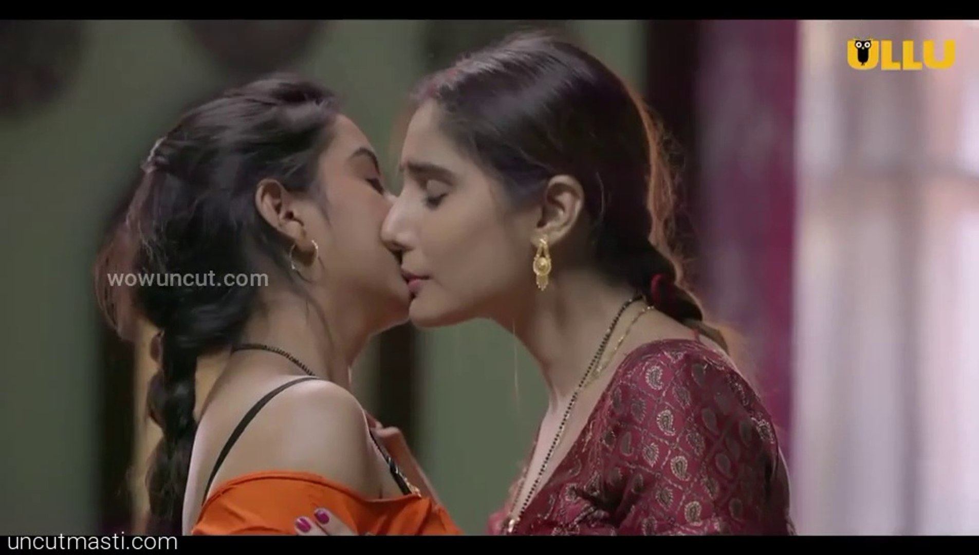 Khul ja sim sim Hot Episode Lesbian scene