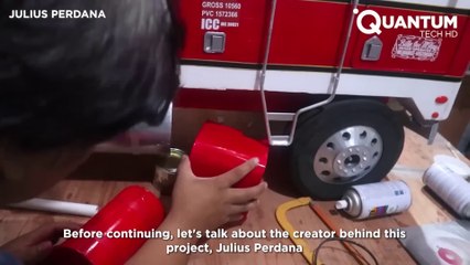 Man Builds Mini RC Truck at Scale