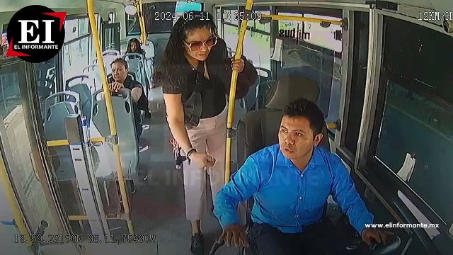 PASAJERA AGREDE A CHOFER DELTRANSPORTE PÚBLICO