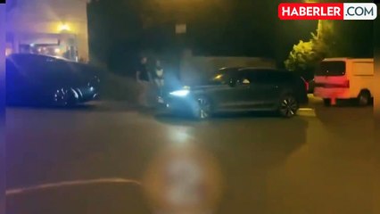 Kızı Zehra'dan bile küçük! Kaya Çilingiroğlu, 22 yaşındaki sevgilisiyle dudak dudağa görüntülendi