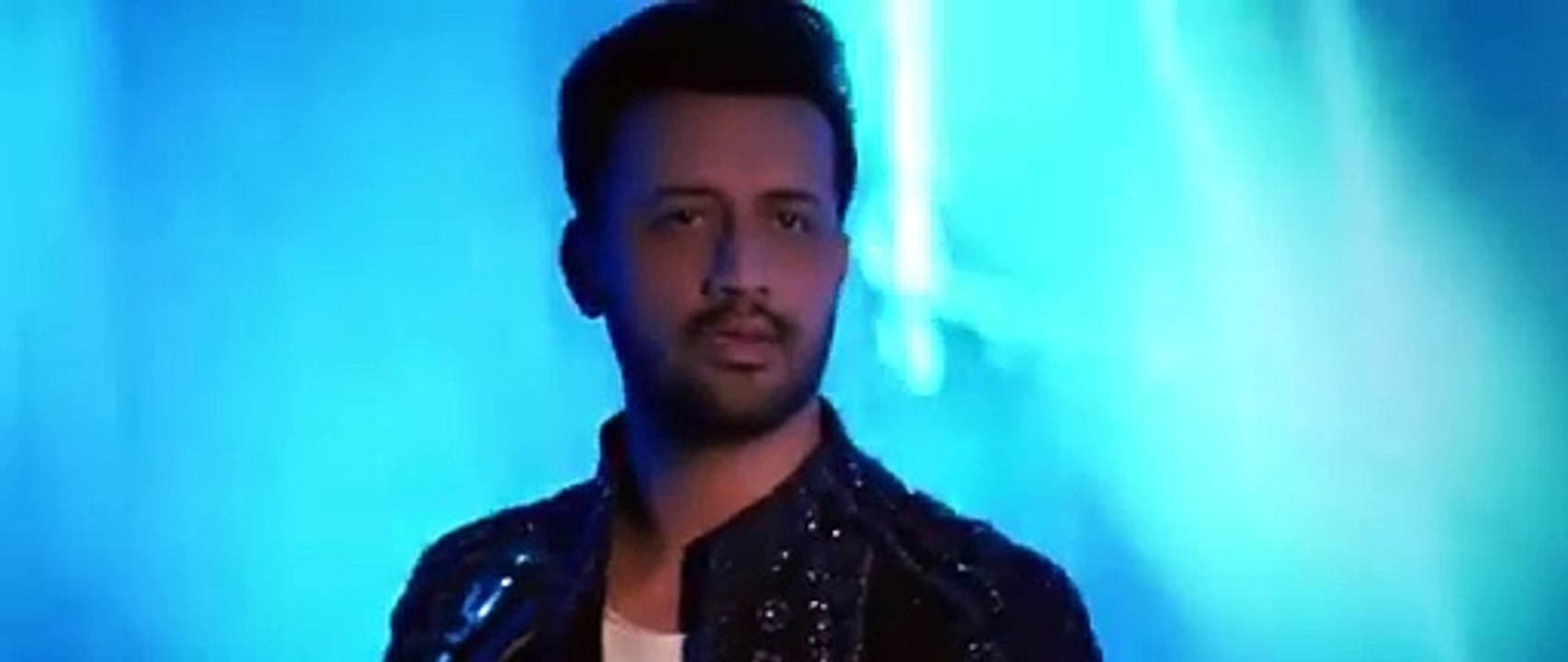 Ajnabi - Official Music Video _ Atif Aslam Ft. Mahira Khan