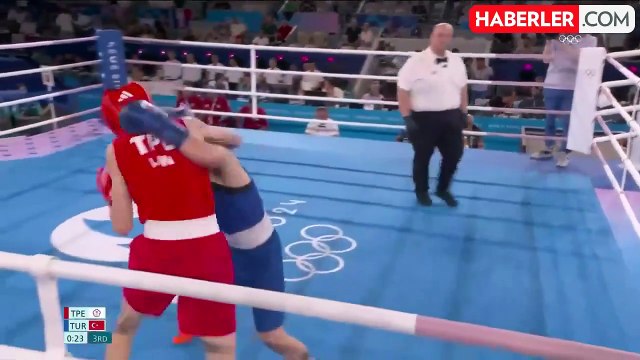 Paris Olimpiyatları'nda milli boksör Esra Yıldız Kahraman bronz madalya kazandı