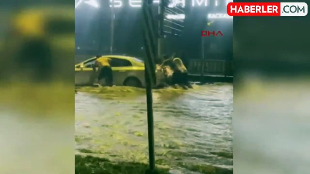 Ardeşen'de Sağanak Yağış Sonucu Sel ve Su Baskınları