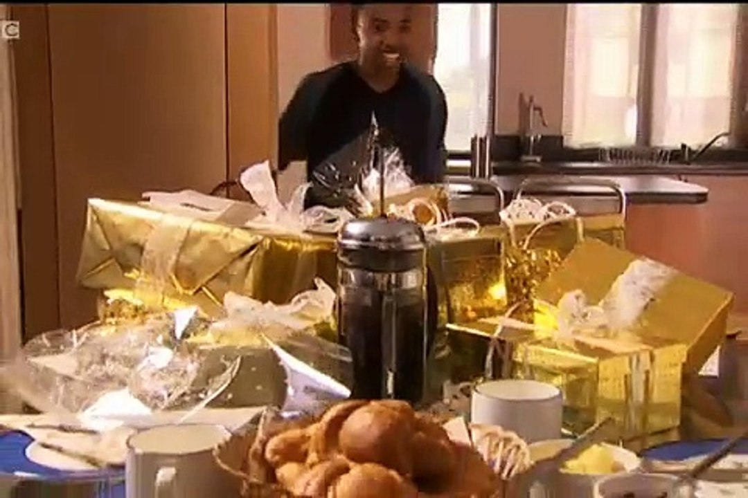 The Story of Tracy Beaker Series 2-10.Two-timing Adele/Bens Party