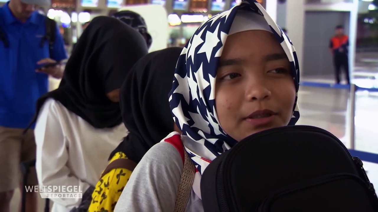 terjemahan bahasa film dokumenter Voice of Baceprot