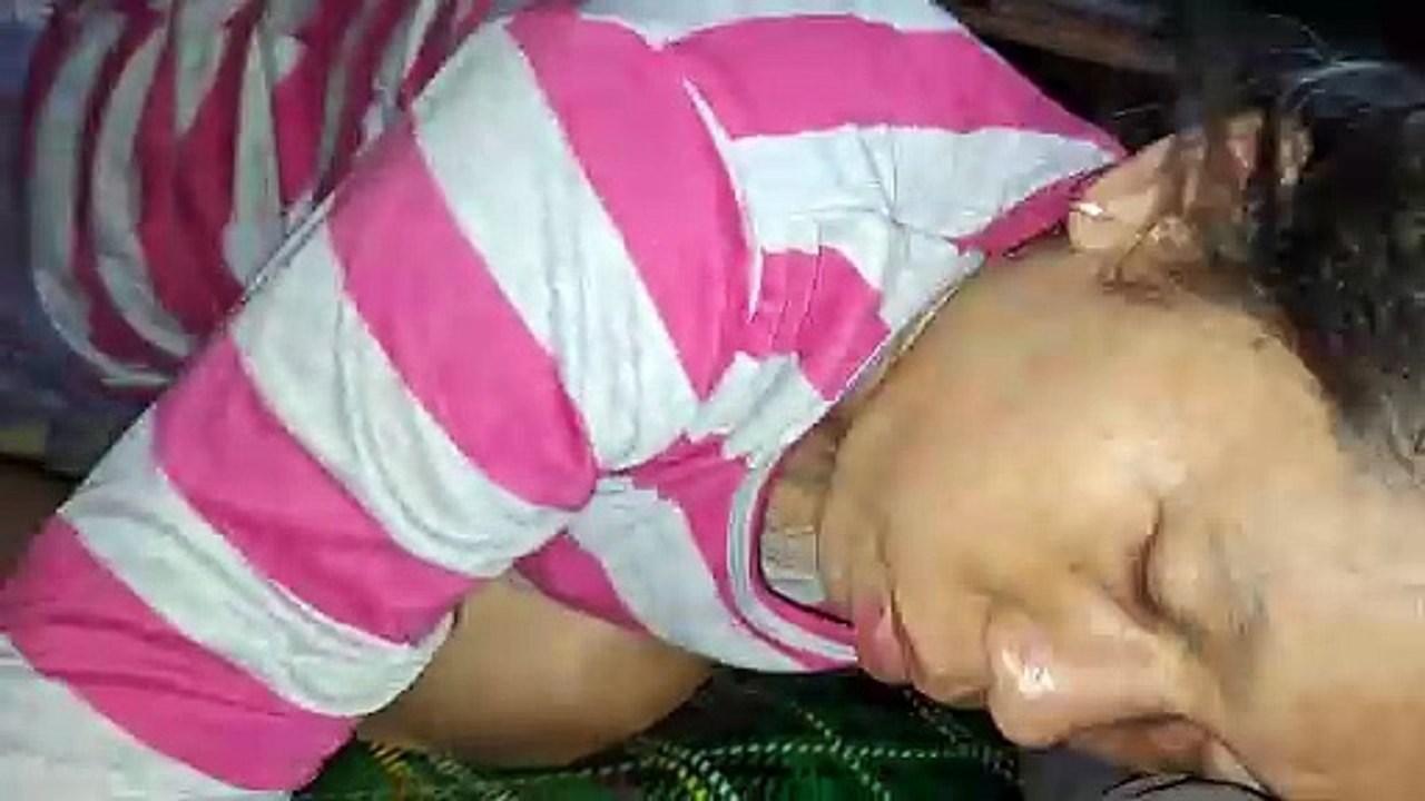 Gangguin istri tiduran